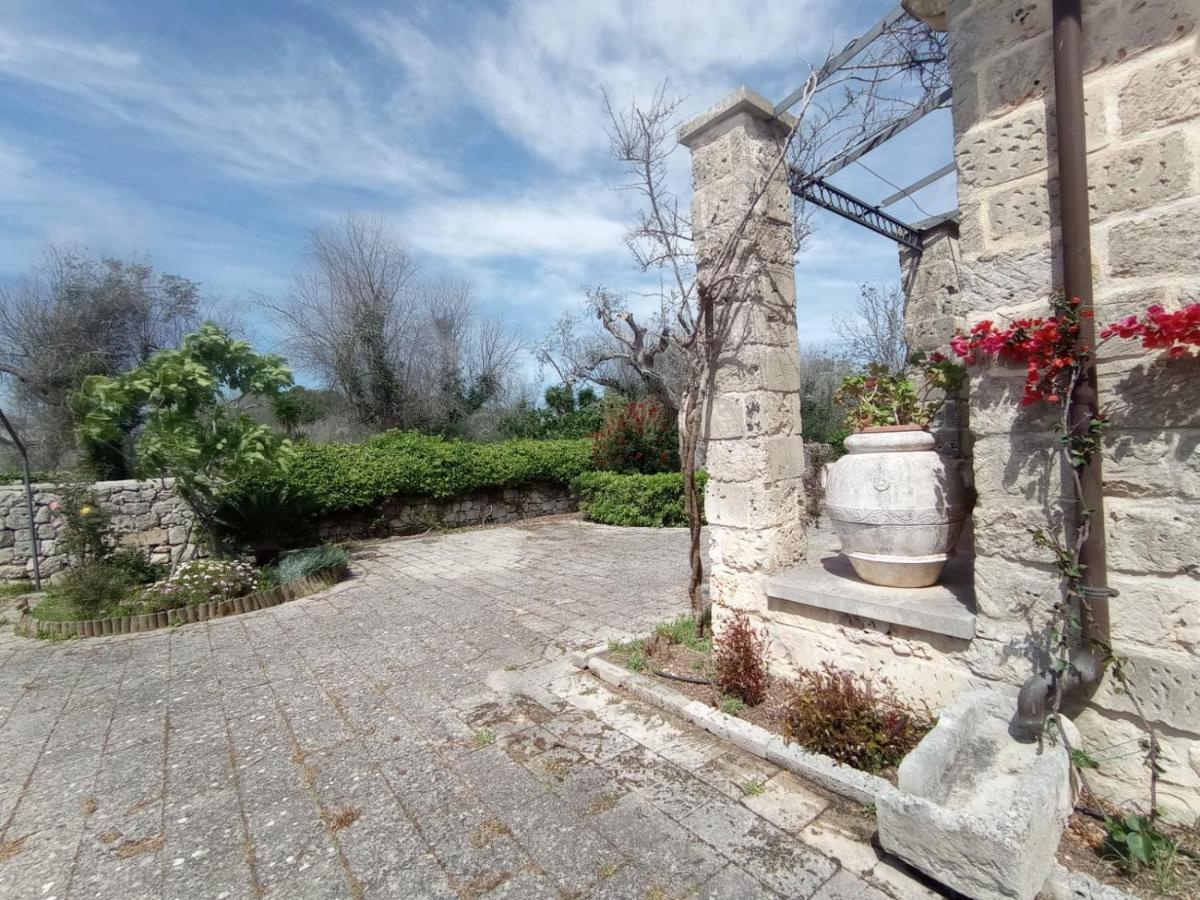 Bed and Breakfast Casa Ulmi Con Piscina à Uggiano La Chiesa Extérieur photo