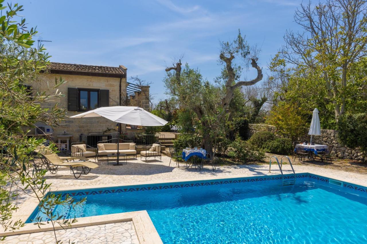 Bed and Breakfast Casa Ulmi Con Piscina à Uggiano La Chiesa Extérieur photo