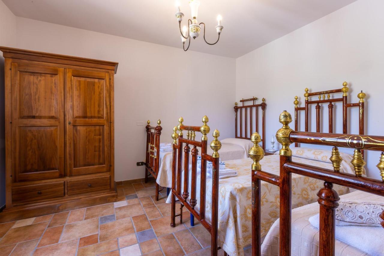 Bed and Breakfast Casa Ulmi Con Piscina à Uggiano La Chiesa Extérieur photo