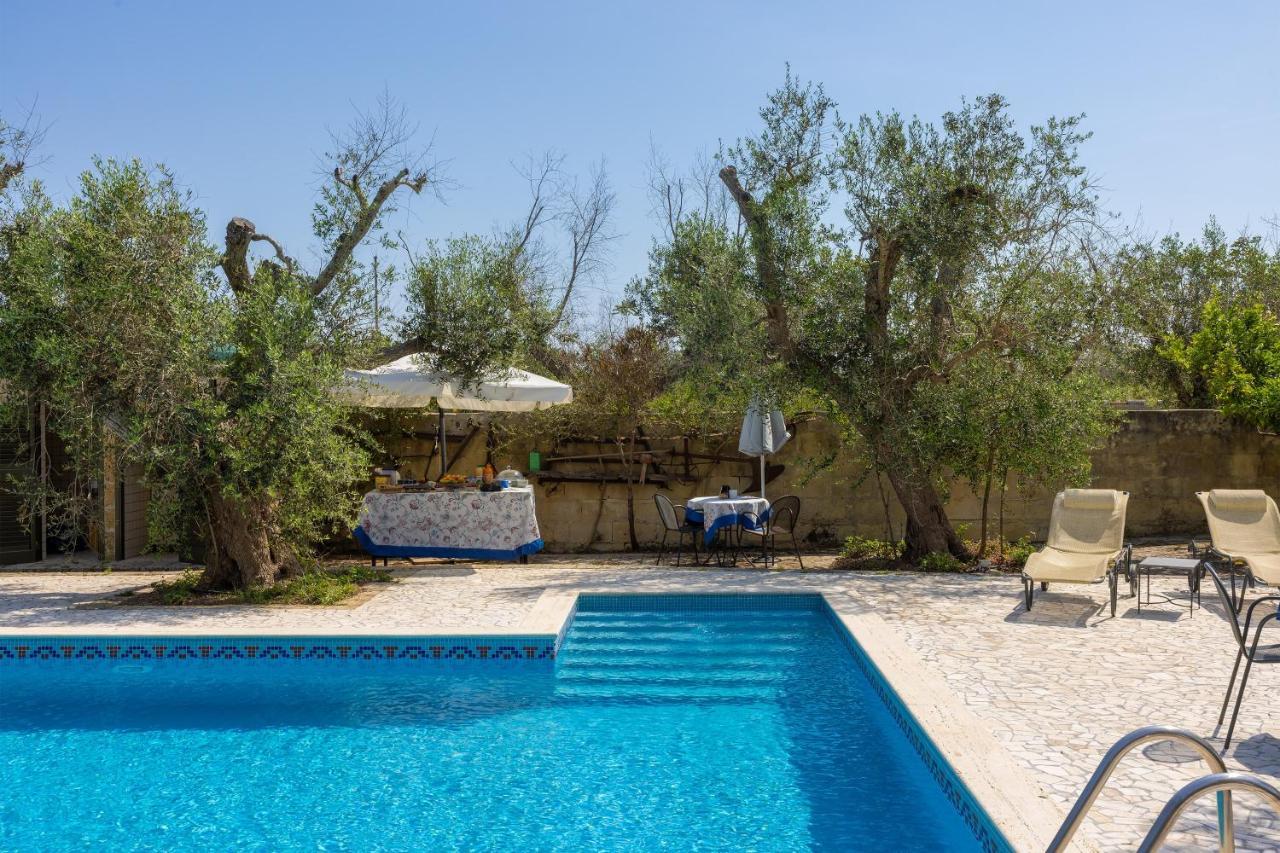 Bed and Breakfast Casa Ulmi Con Piscina à Uggiano La Chiesa Extérieur photo